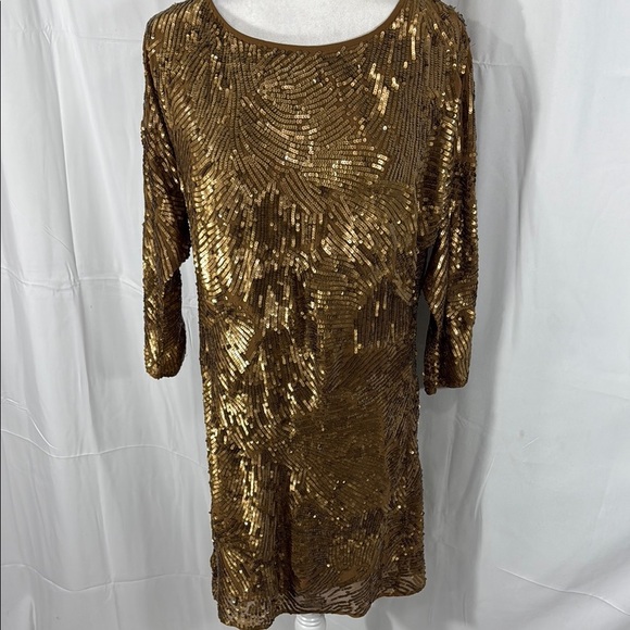 Trina Turk Gold Sequin Sheath Dress Dolman Sleeves Sz 6 NWT - Picture 2 of 10
